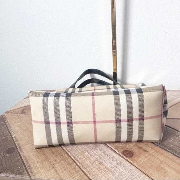 Burberry Nova Check Plaid PVC Bag - Picture 6 of 15